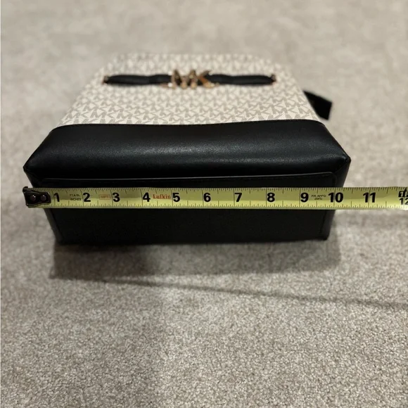 Michael Kors Small Reed Satchel - Picture 9 of 10